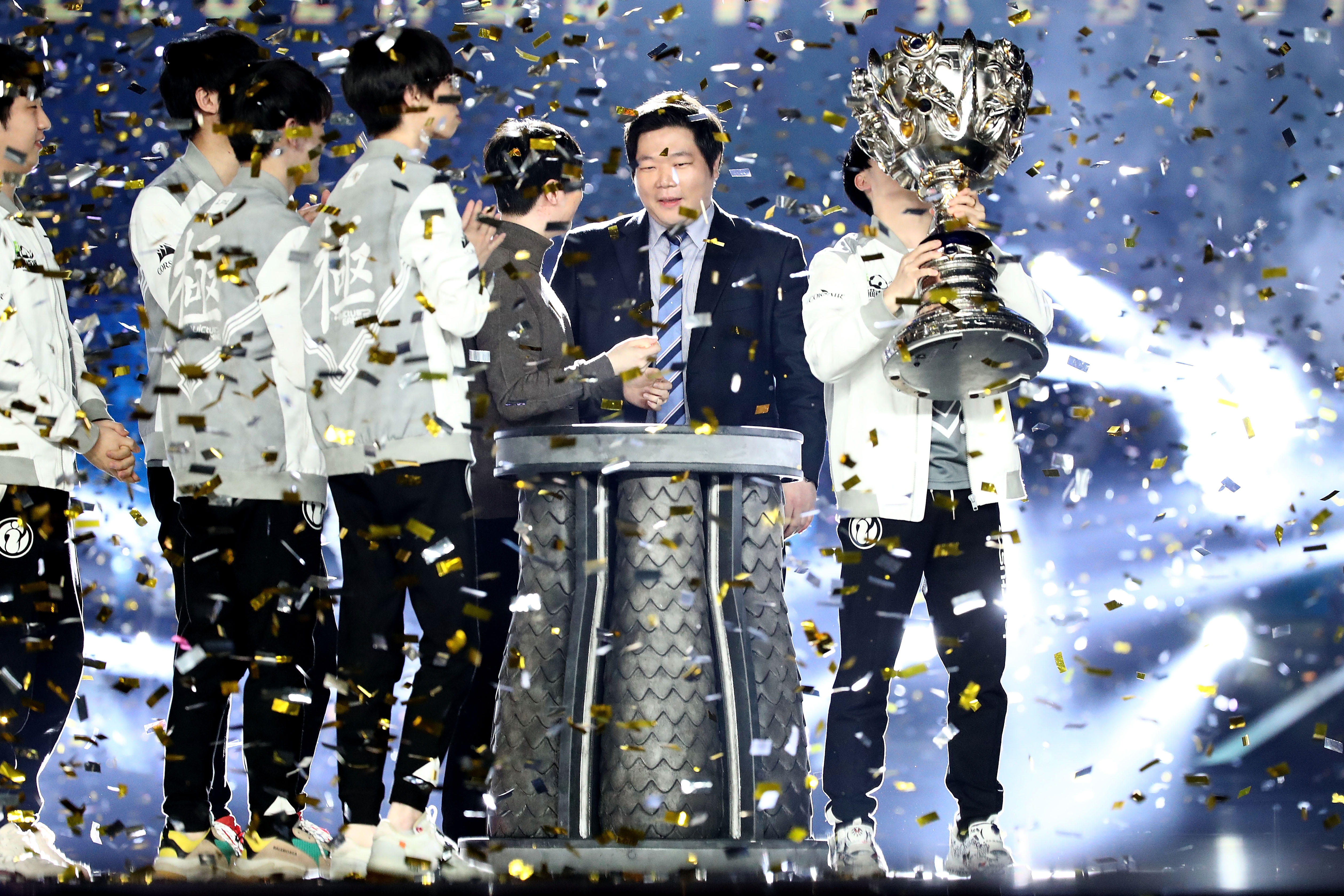 南宫体育TheShy连续五场比赛得分超过突破纪录，皇家马德里挑战极限！的简单介绍